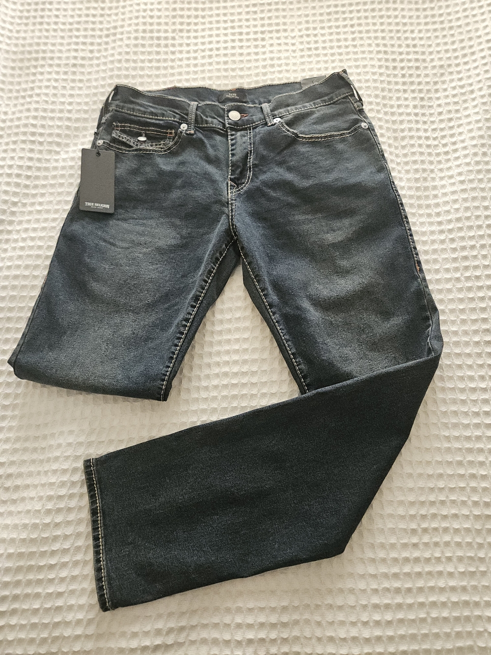 NWT True Religion Geno Big T Flap Slim Fit Dark Thunderbolt Wash Blue Jeans. 32
